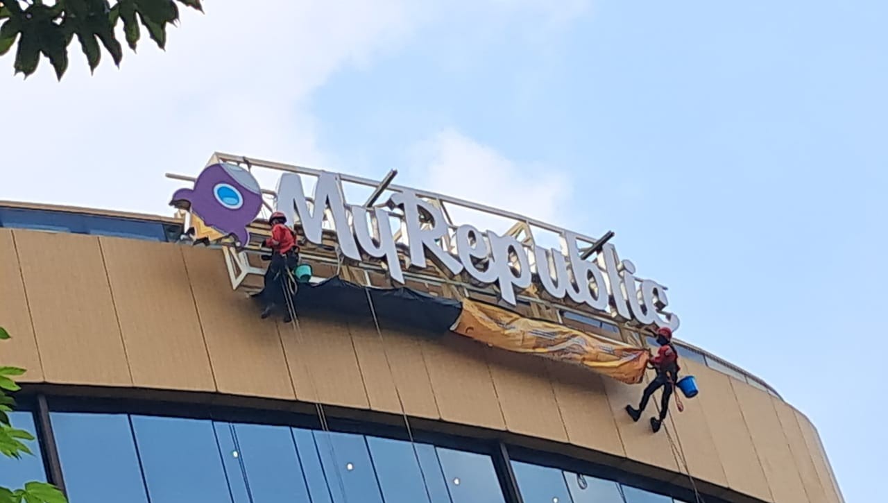 high risk cleaning & installation